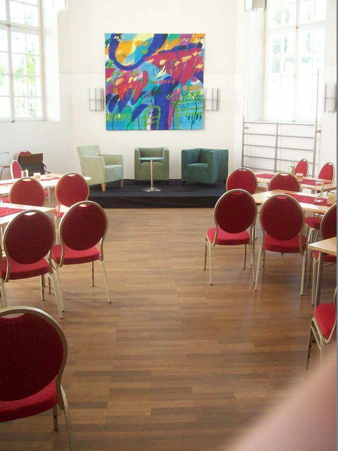 Kapuzinerhof Seminar- Und Kongresshotel เลาเฟน ภายนอก รูปภาพ
